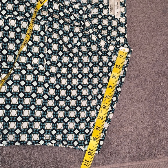 Plus Size Top - Picture 6 of 7